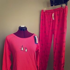 New HUE two piece penguin pajamas